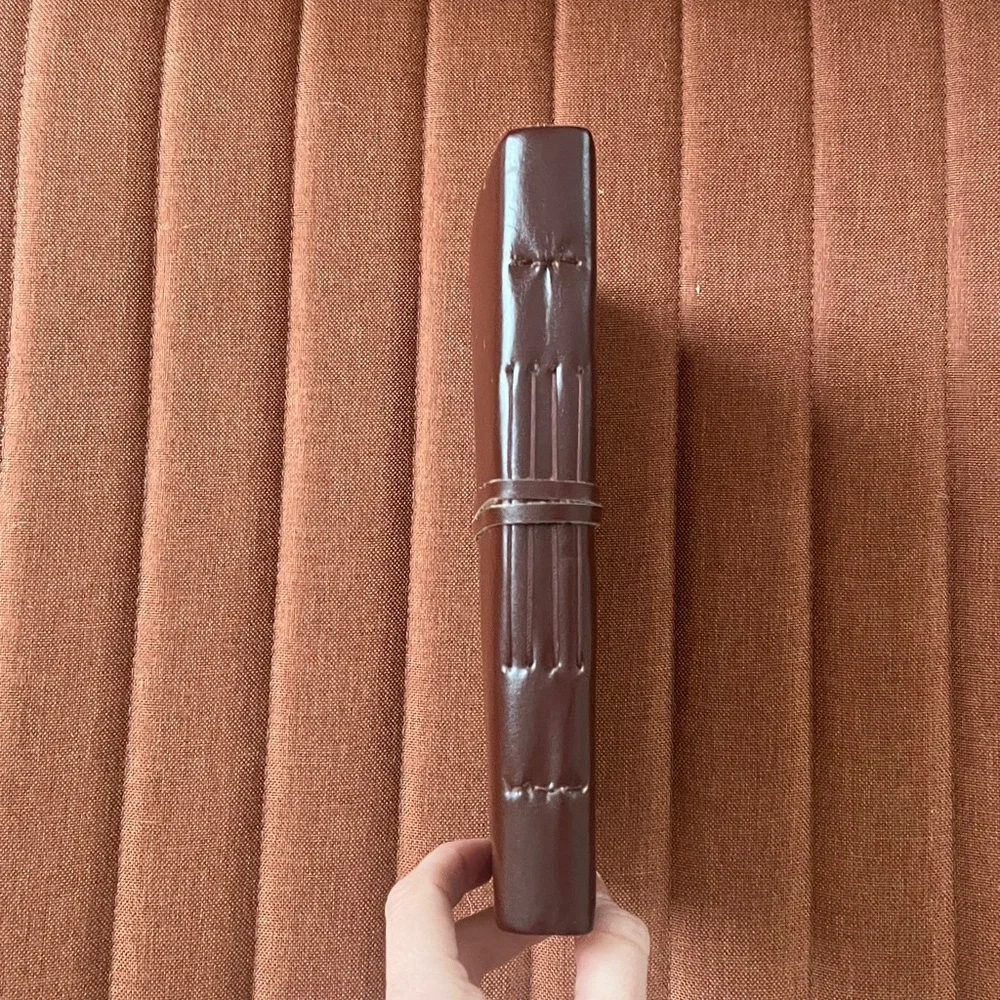 Leather bound journal - Picture 4 of 6